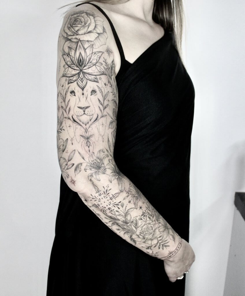 Tatouage floral ornemental fine ligne tattoo tattoo fine line Bras complet floral ornemental wip shading tatouage femme